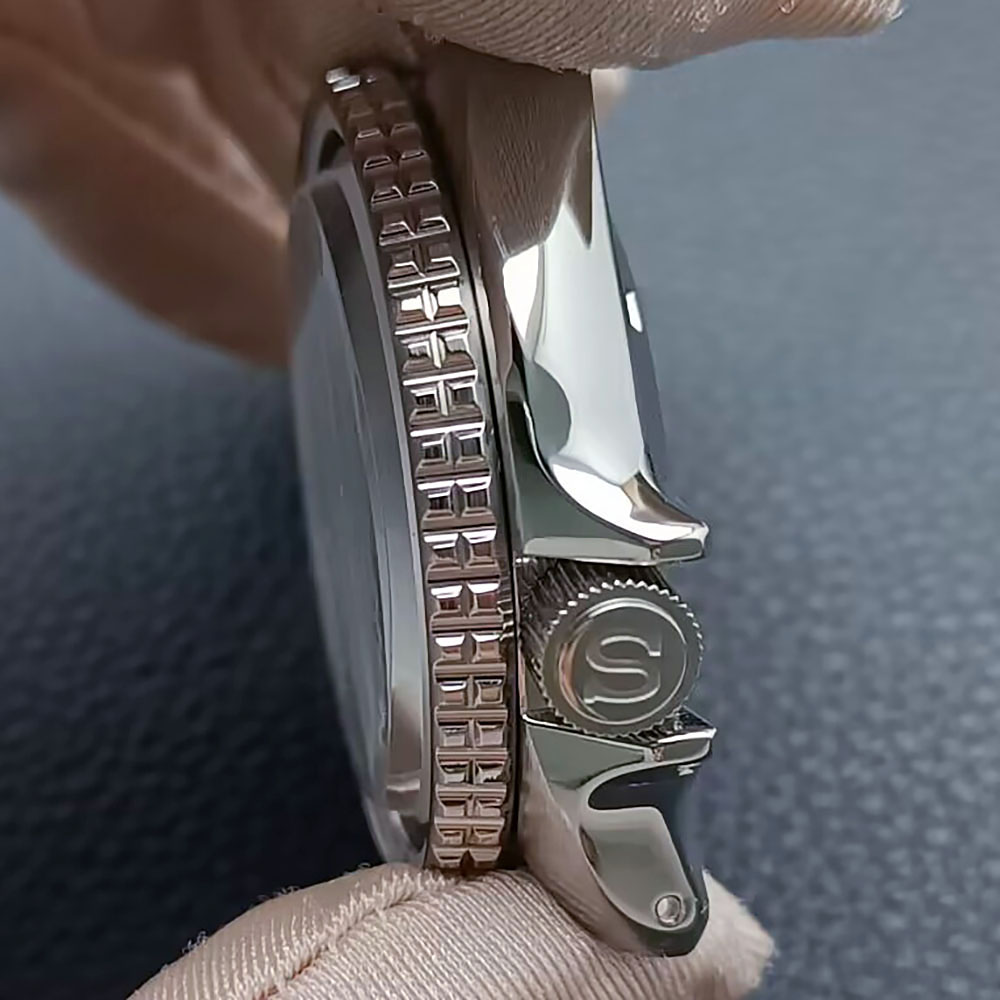 Boîtier de Montre en Acier Noi - Seiko Watch 5 Sports avis et prix